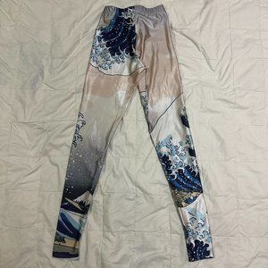 BlackMilk's The Great Wave Leggings
